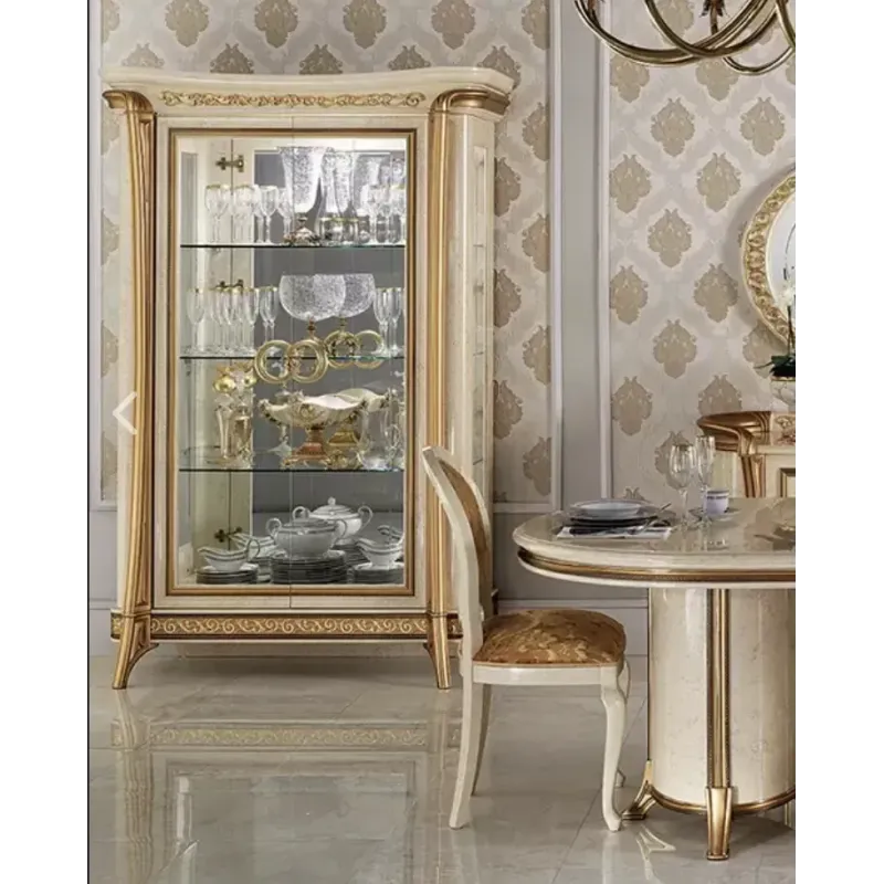 MELODIA Włoska witryna 2 drzwiowa z meandrem Versace 140cm / ArredoClassic MELODIA Włoska witryna 2 drzwiowa z meandrem Versace 140cm / ArredoClassic