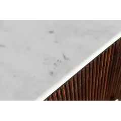 modig, Livin hill